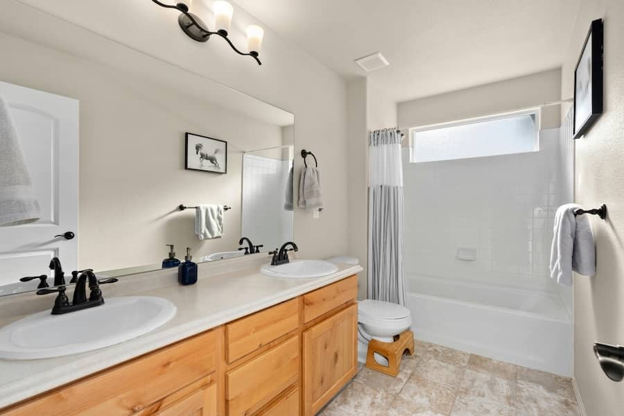 Bathroom_Mosaic_Design - Bathroom_Backsplash - Contemporary_Bathroom_Designs