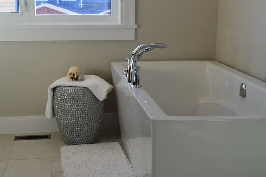 Bathroom_Mosaic_Design - Bathroom_Backsplash - Contemporary_Bathroom_Designs